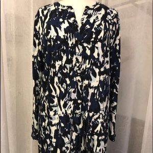 1.STATE Navy Blue Print Button Front Dress Tunic